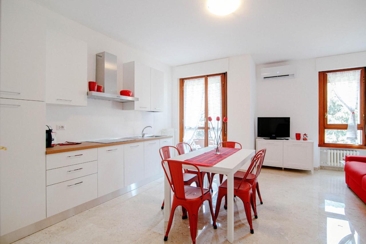 Appartamento Dodo Red - The House Of Travelers Côme Esterno foto