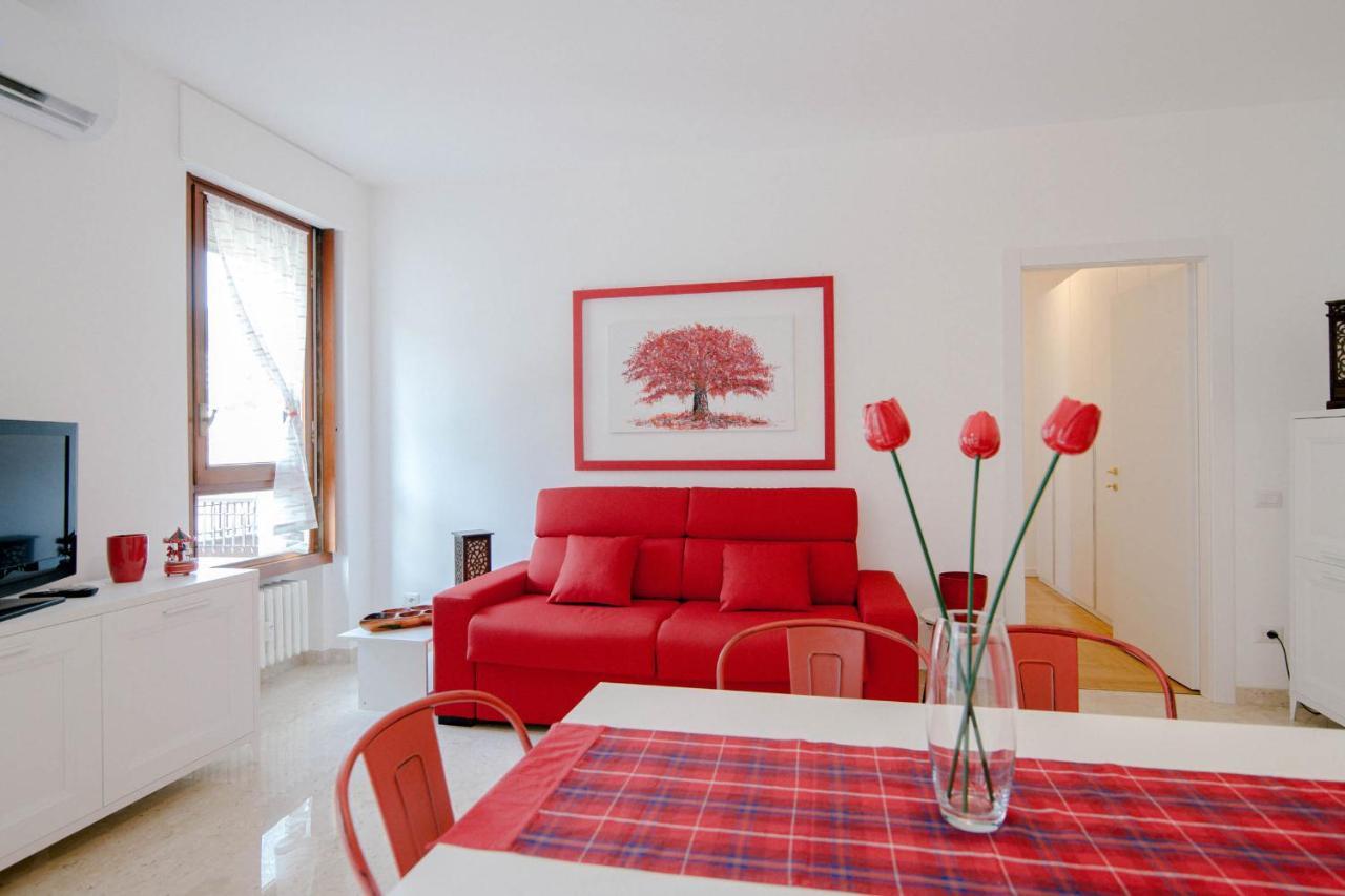 Appartamento Dodo Red - The House Of Travelers Côme Esterno foto