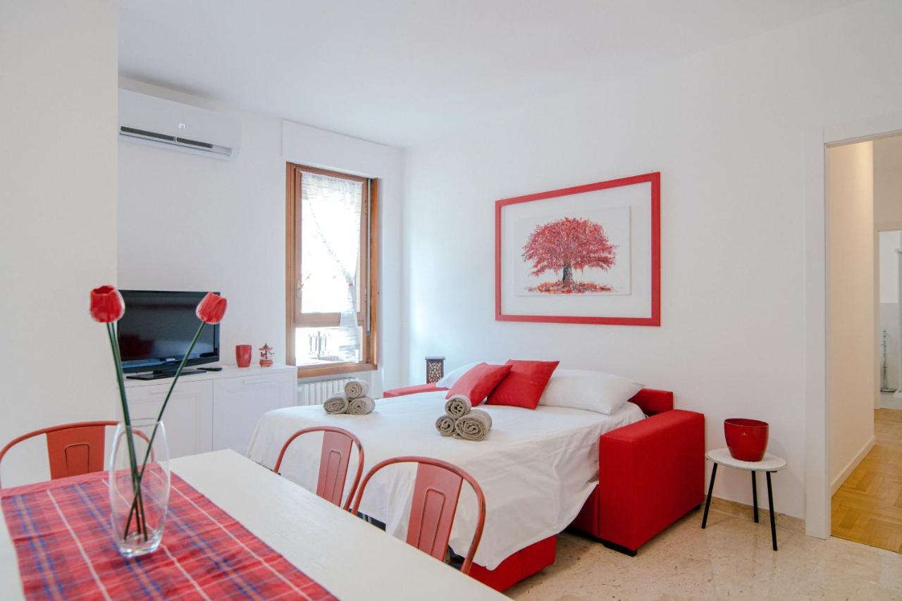 Appartamento Dodo Red - The House Of Travelers Côme Esterno foto